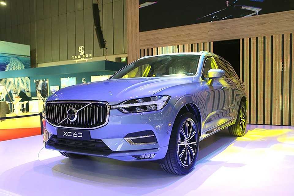 Volvo XC60 thế hệ mới có giá từ 2,45 tỉ đồng - 1 Volvo XC60 thế hệ mới có giá từ 2,45 tỉ đồng - 1