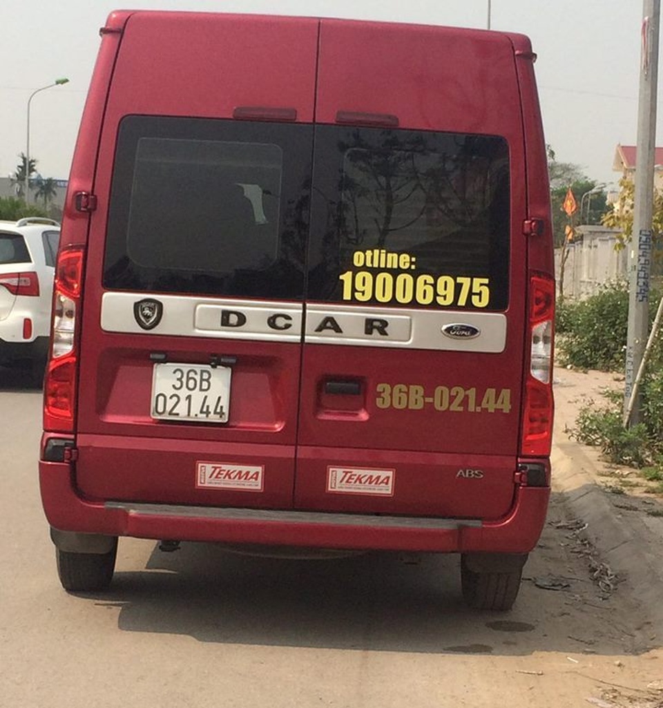 Xe khách “trá hình” hoạt động rầm rộ ở Thanh Hóa - 2 Xe khách “trá hình” hoạt động rầm rộ ở Thanh Hóa - 2