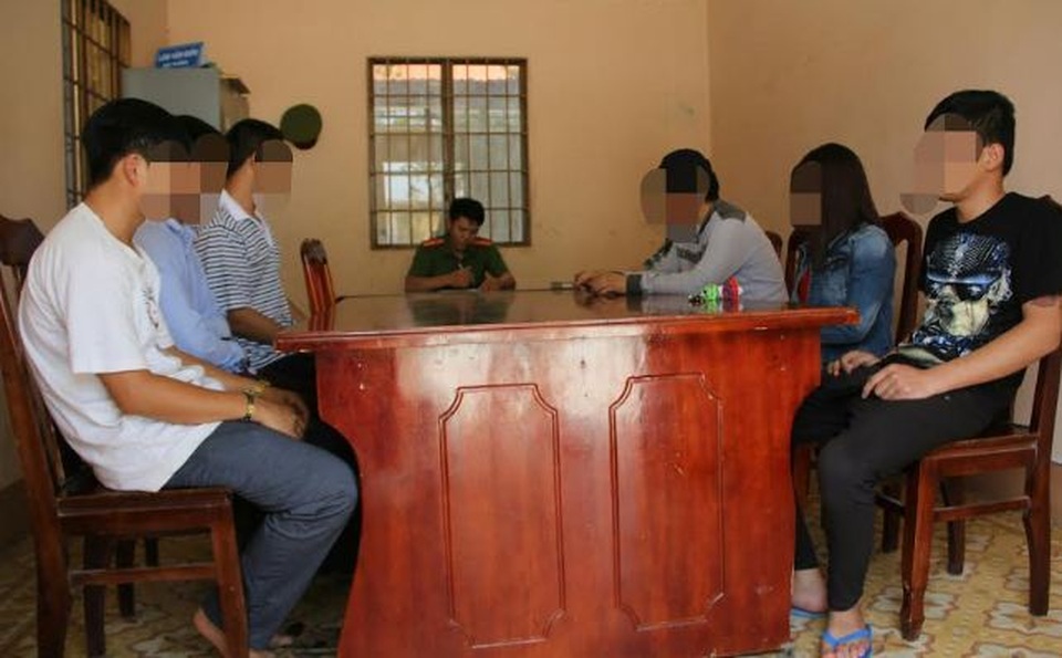 Nhóm đối tượng môi giới kết hôn với người nước ngoài làm việc tại Công an huyện Tân Biên