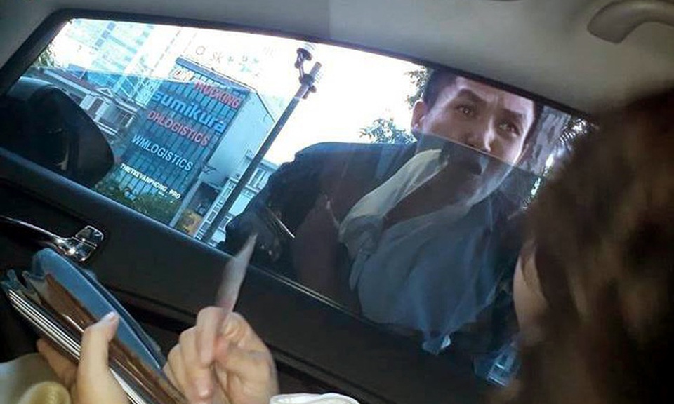 Vụ việc tương tự được cho xảy ra ở đường Láng. (Ảnh cắt từ clip)