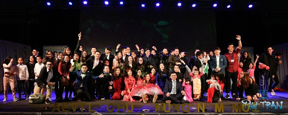 Gala Tết 2017 của DHS Việt tại Toulouse: Xuân rực rỡ, Tết ngập tràn - 29 Gala Tết 2017 của DHS Việt tại Toulouse: Xuân rực rỡ, Tết ngập tràn - 29
