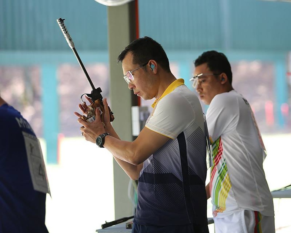 Nhật ký SEA Games ngày 22/8: Ánh Viên giành cú đúp HCV - 16
Xuân Vinh không đạt kết quả như mong muốn ở nội dung 50m súng ngắn nam