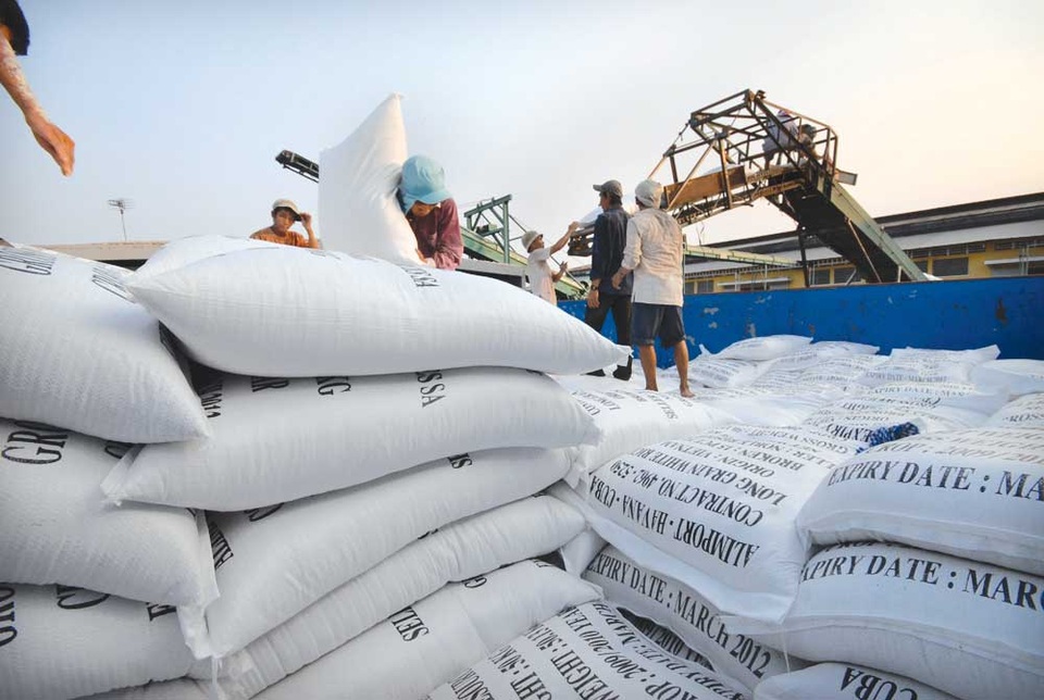 Philippines gia hạn thoả thuận mua 1,5 triệu tấn gạo của Việt Nam - 1 Hàng năm, Philippines nhập khẩu từ 500.000 đến gần 1.500.000 tấn gạo từ Việt Nam.