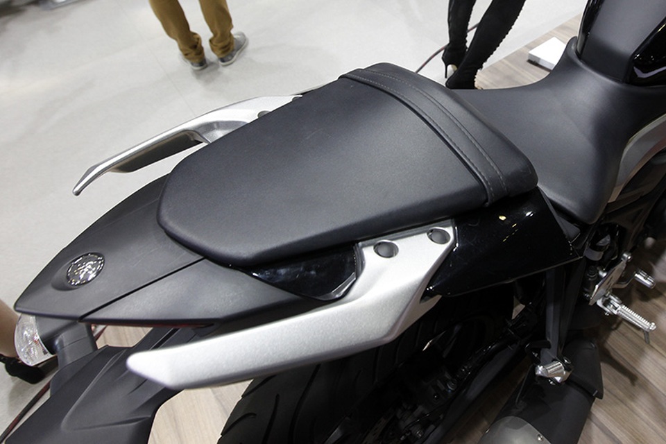 Yamaha MT-03 chính thức có mặt tại Việt Nam - 7 Yamaha MT-03 chính thức có mặt tại Việt Nam - 7