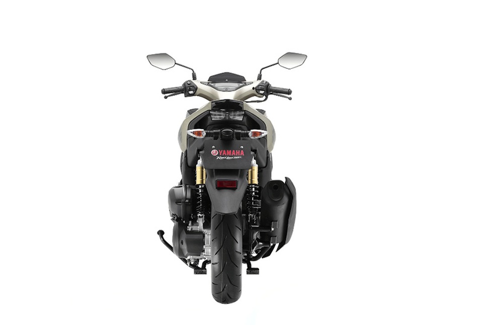 Yamaha ra mắt NVX 155 Camo có giá 52,69 triệu đồng - 3 Yamaha ra mắt NVX 155 Camo có giá 52,69 triệu đồng - 3