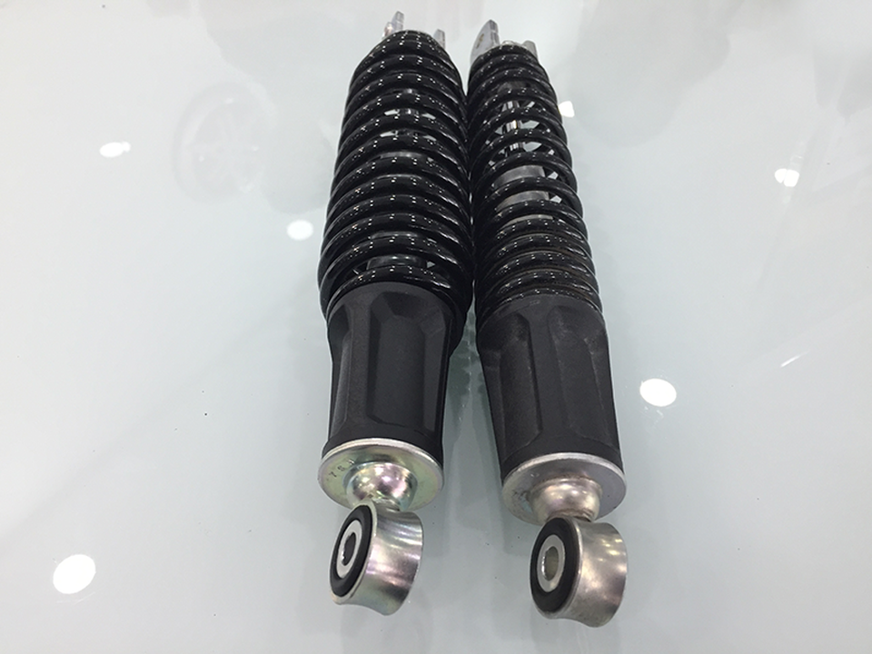 Thay giảm xóc sau, Yamaha hoàn thiện NVX - 9 Các chi tiết thiết kế không khác nhau quá nhiều