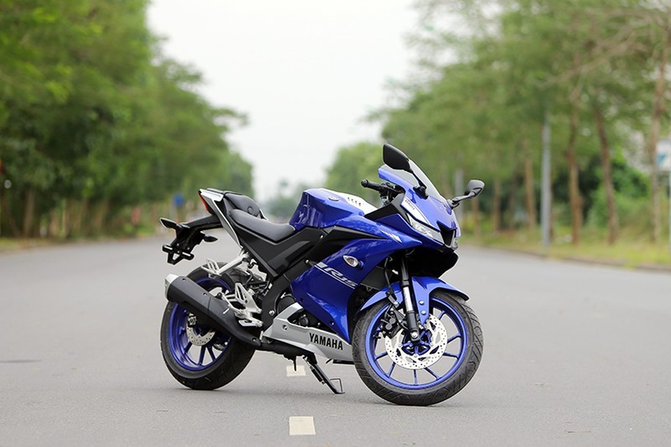
Yamaha R-15 tại Việt Nam chưa có phiên bản R-15 Movistar, mà mới chỉ có phiên bản tiêu chuẩn
