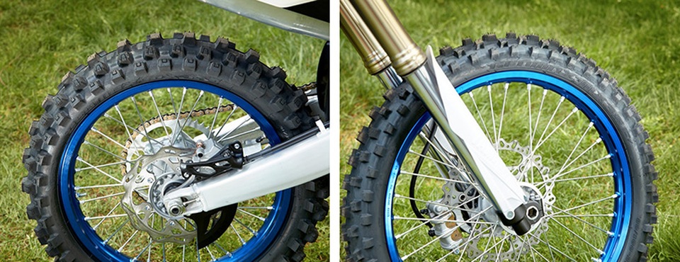 Yamaha YZ450F - Mẫu xe đầu tiên có thể điều khiển công suất bằng điện thoại - 8 Yamaha YZ450F - Mẫu xe đầu tiên có thể điều khiển công suất bằng điện thoại - 8