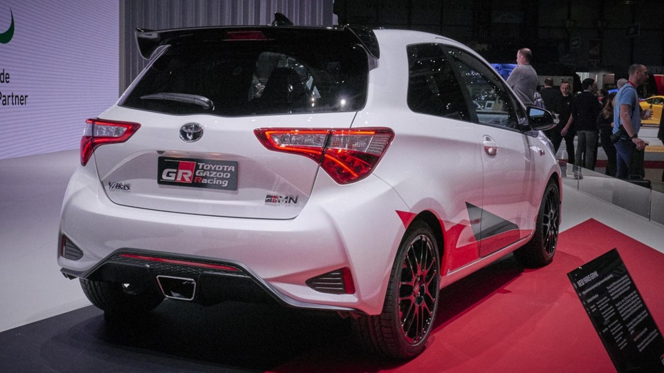 Ford Fiesta ST không phải đối thủ của Toyota Yaris GRMN - 5 Ford Fiesta ST không phải đối thủ của Toyota Yaris GRMN - 5