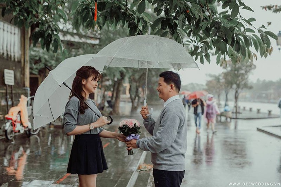 Cái kết đẹp cho chuyện tình đơn phương 3 năm của chàng trai Bình Dương - 7
Hào Hiệp cho biết: “Nói ra sợ em không đồng ý, lúc đó lại mất đi cơ hội được quan tâm và bên em. Nhưng may mắn khi em nhận ra tình cảm đặc biệt của mình nên ngỏ lời hỏi mình và mình được dịp thừa nhận tình cảm bấy lâu”.