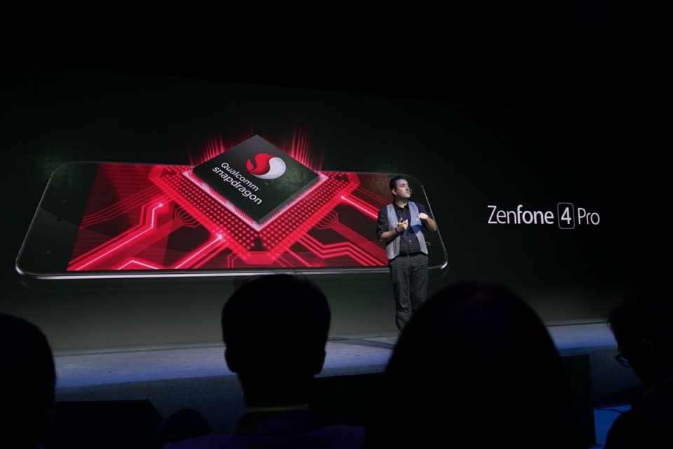 Asus chính thức ra mắt dòng sản phẩm Zenfone 4 có camera kép - 3