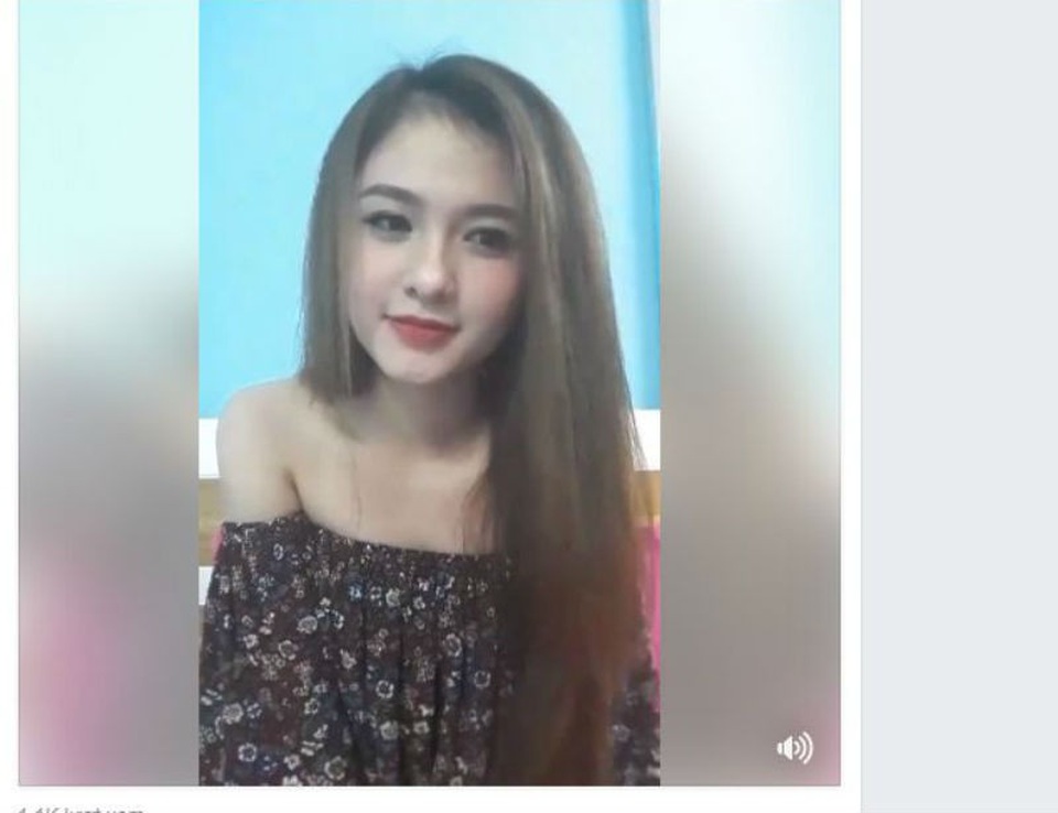 Loạt người đẹp, hot girl "tranh thủ" thể hiện cảm xúc với thủ môn Bùi Tiến Dũng - 1 Đỗ Thị Huệ livestream “thả thính” thủ môn Bùi Tiến Dũng