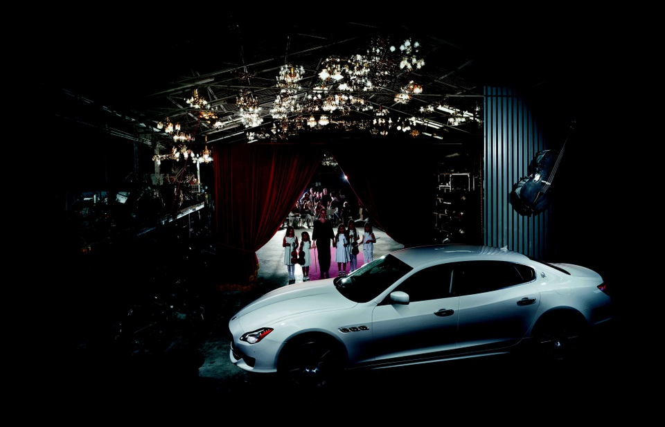 Sở hữu Maserati - Sở hữu một tác phẩm nghệ thuật khơi gợi nhiều cảm hứng - 1
Bản thân xe Maserati là một bản giao hưởng của thiết kế kỹ thuật, phong cách lịch lãm về nội thất và ngoại thất, âm thanh động cơ khuấy động tâm hồn cùng sự tiện lợi cho người cầm lái trên đường phố mỗi ngày.