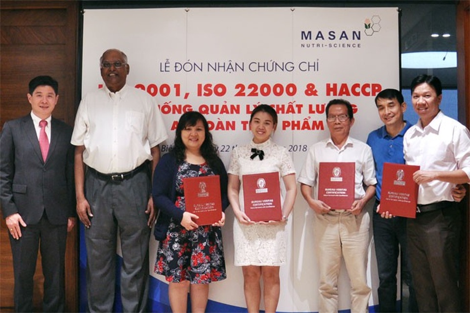 Masan đặt nền tảng để hoàn tất câu chuyện chuỗi giá thịt đầu tiên ở Việt Nam - 1 Masan nhận chứng chỉ ISO 9001, ISO 22000 và HACCP cho 12 nhà máythức ăn chăn nuôi
