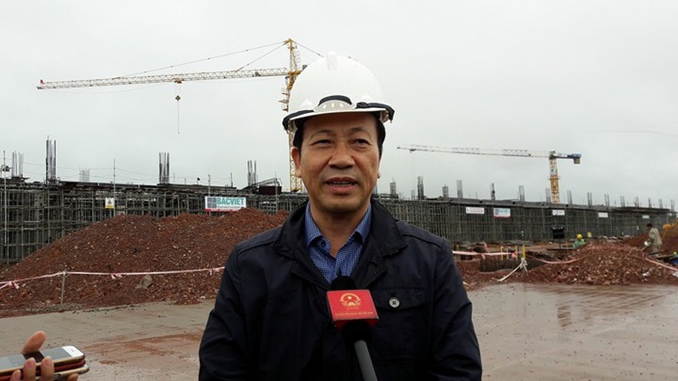 Hút vốn tư nhân vào hạ tầng, Quảng Ninh “ghi điểm” mạnh - 1 Phó Chủ tịch UBND tỉnh Quảng Ninh Nguyễn Văn Thành tự hào khi sân bay quốc tế Vân Đồn là dự án giao thông duy nhất thu hút được BOT trong lĩnh vực hàng không
