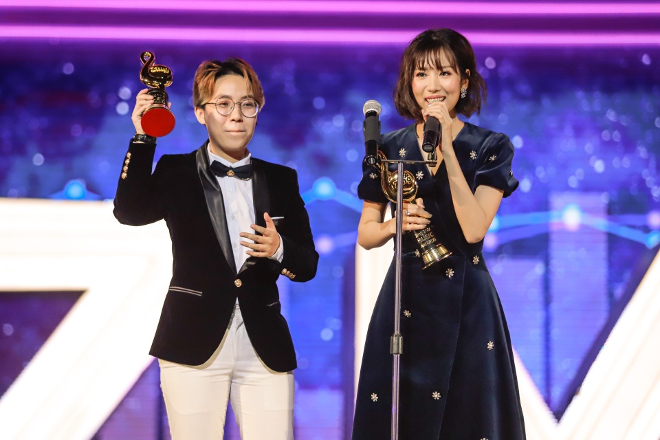 Min, Soobin, Hương Tràm đại thắng tại Zing Music Awards 2017 - 1 Nữ ca sĩ Min nhận giải cao nhất của ZMA