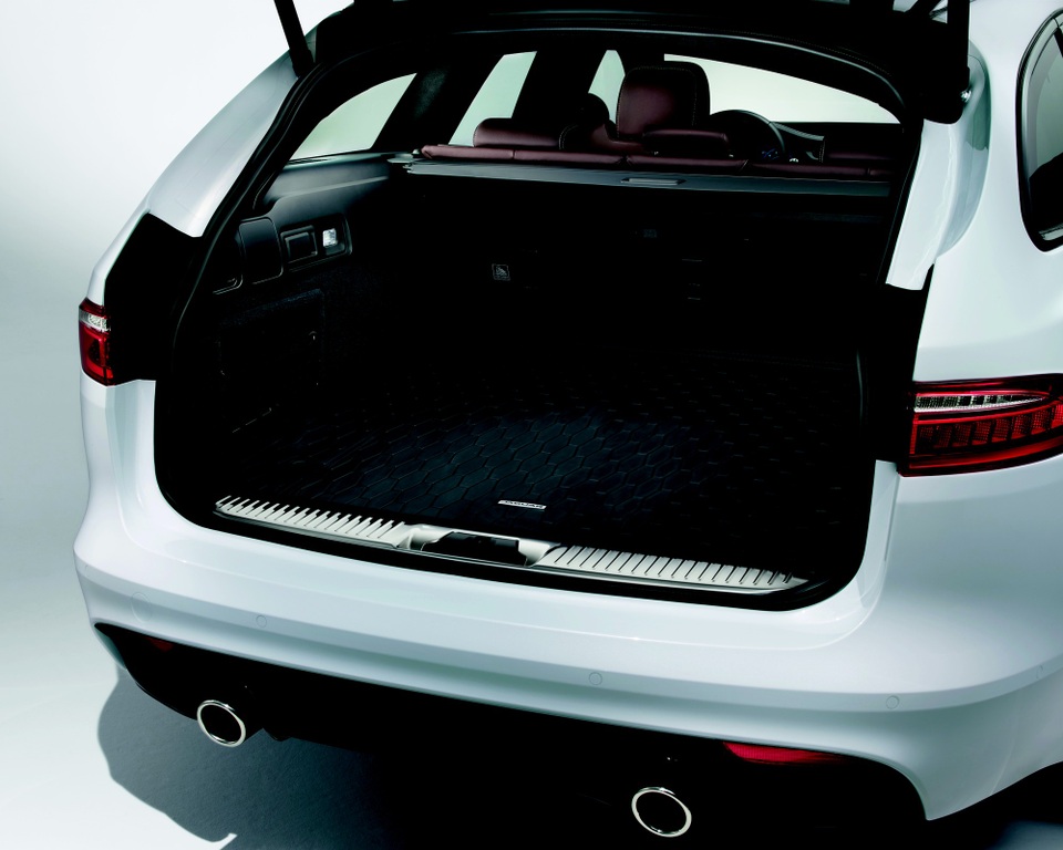 Khoang hành lý rộng rãi