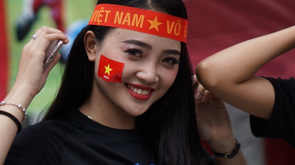 Chiếc xe “dị” và cổ động viên... "độc nhất vô nhị" của U23 Việt Nam - 8 Nụ cười của niềm tin chiến thắng