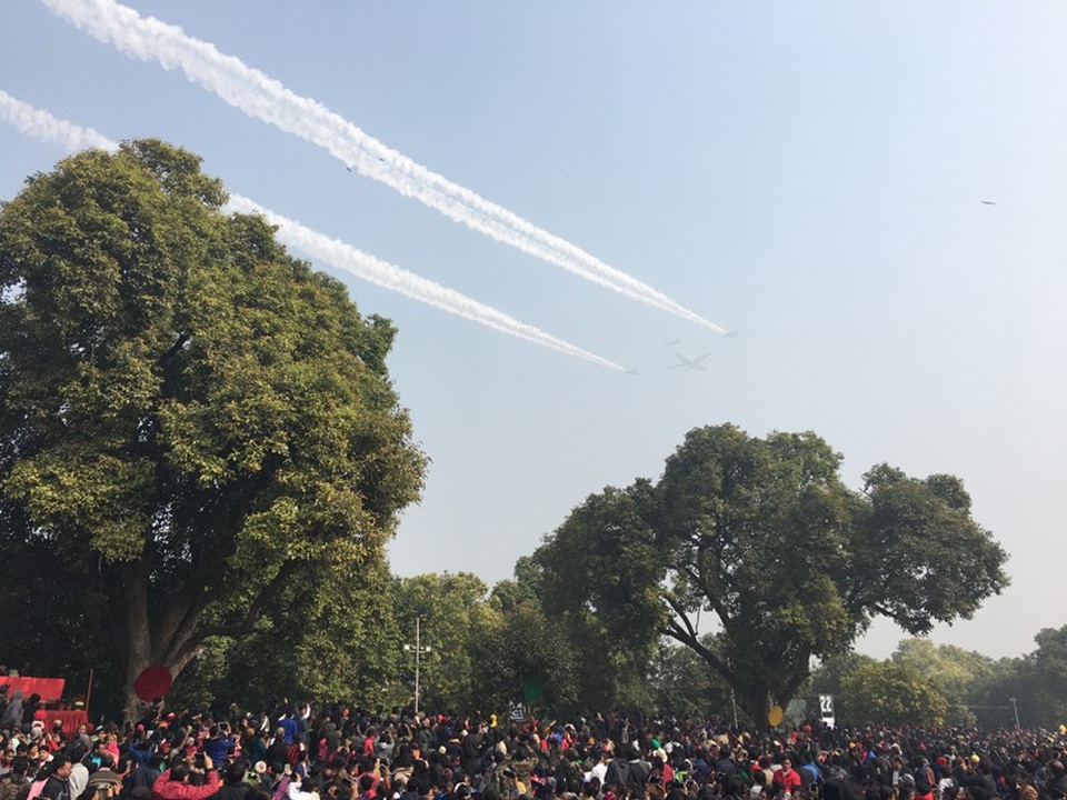 
Hàng nghìn khán giả đã chứng kiến những màn trình diễn ấn tượng tại lễ diễu hành trong điều kiện an ninh được thắt chặt.
