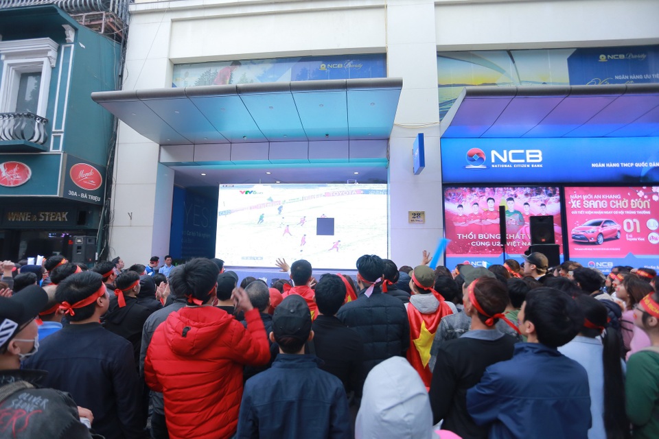 Ngân hàng NCB "tiếp lửa" cho U23 Việt Nam giành cúp vô địch - 5