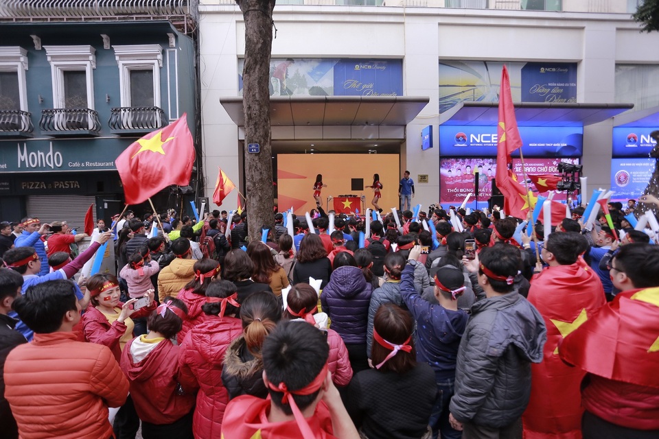 Ngân hàng NCB "tiếp lửa" cho U23 Việt Nam giành cúp vô địch - 2