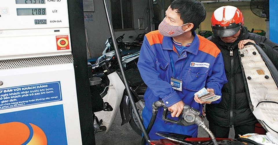 Cận Tết Mậu Tuất, chỉ số giá tiêu dùng tăng nhẹ do xăng dầu và dịch vụ y tế - 1 Xăng dầu 2 lần điều chỉnh trong tháng 1/2018 đã khiến CPI tăng nhẹ