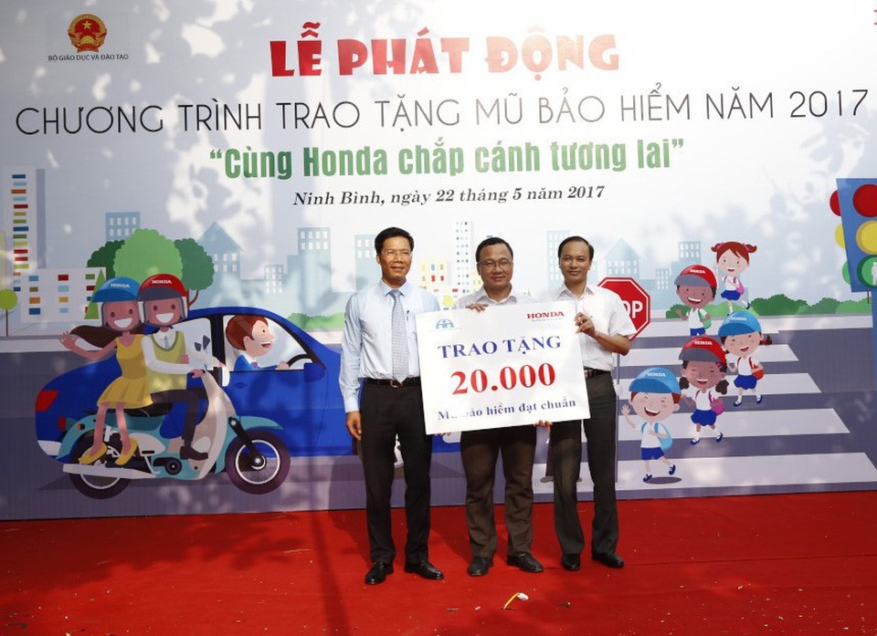 Bùng nổ các hoạt động Lái xe an toàn của Honda Việt Nam trong năm 2017 - 6 Bùng nổ các hoạt động Lái xe an toàn của Honda Việt Nam trong năm 2017 - 6
