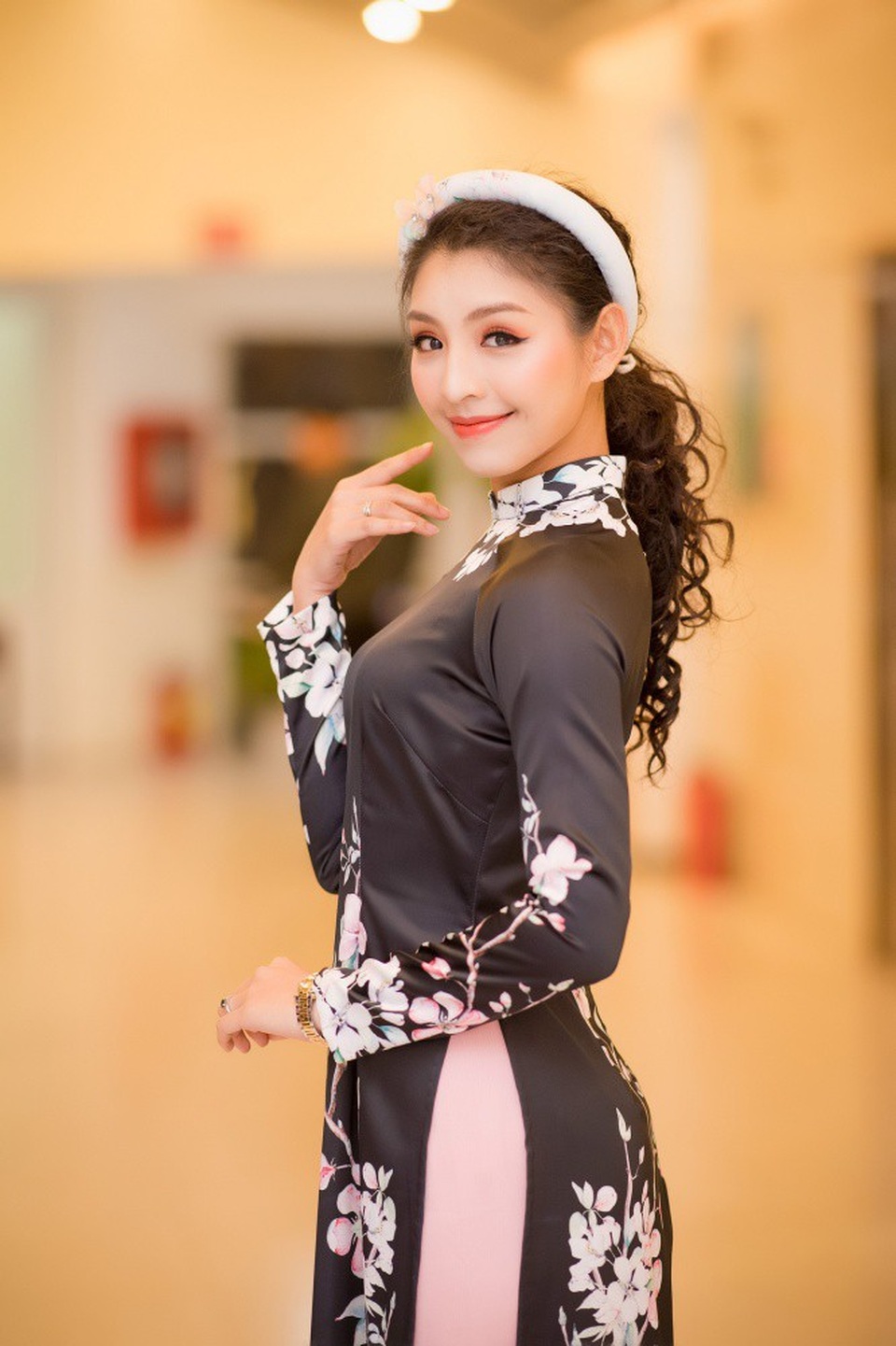 Lê Thanh Tú (Top 15 Hoa hậu Hoàn vũ Việt Nam 2017).