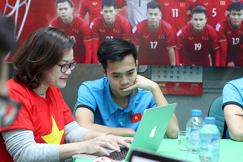 Văn Toàn: "Thầy Park Hang Seo đã truyền cho toàn đội sự tự tin" - 1 Văn Toàn: "Thầy Park Hang Seo đã truyền cho toàn đội sự tự tin" - 1