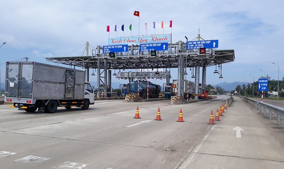 Giảm 50% giá vé xe loại 1 khu vực lân cận trạm BOT Bắc Bình Định - 1 Trạm thu phí BOT Bắc Bình Định chính thức giảm 50% giá vé cho phương tiện loại 1 của 3 huyện Hoài Nhơn, Hoài Ân và An Lão.