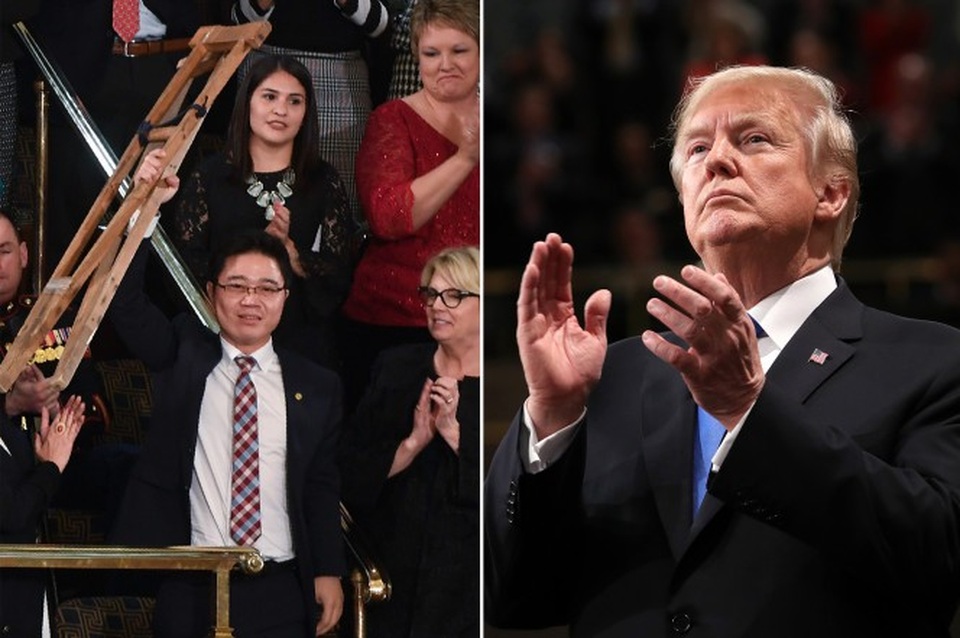 Người đào tẩu Triều Tiên làm khách mời đặc biệt của ông Trump trong Thông điệp Liên bang - 1
Tổng thống Mỹ Donald Trump (phải) và người đào tẩu Triều Tiên Ji Seong-ho (Ảnh: Getty)