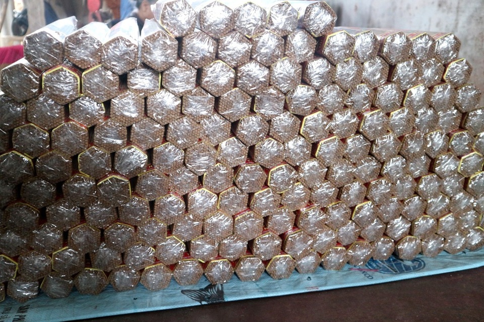 Hương được xuất bán khắp các thị trường từ Bắc chí Nam, có khi còn xuất sang Lào