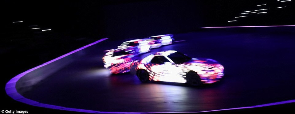 Choáng ngợp với liveshow “Fast & Furious” tiêu tốn 800 tỷ đồng - 11 Siêu xe trình diễn trong liveshow.