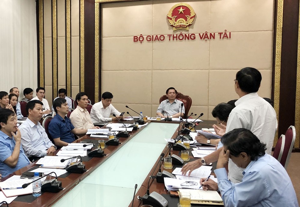 Tai nạn đường sắt: Chưa lãnh đạo địa phương nào bị xử lý trách nhiệm? - 1 Cuộc họp về Đề án xử lý các vị trí đường ngang, lối đi tự mở đảm bảo an toàn giao thông trên tuyến đường sắt quốc gia