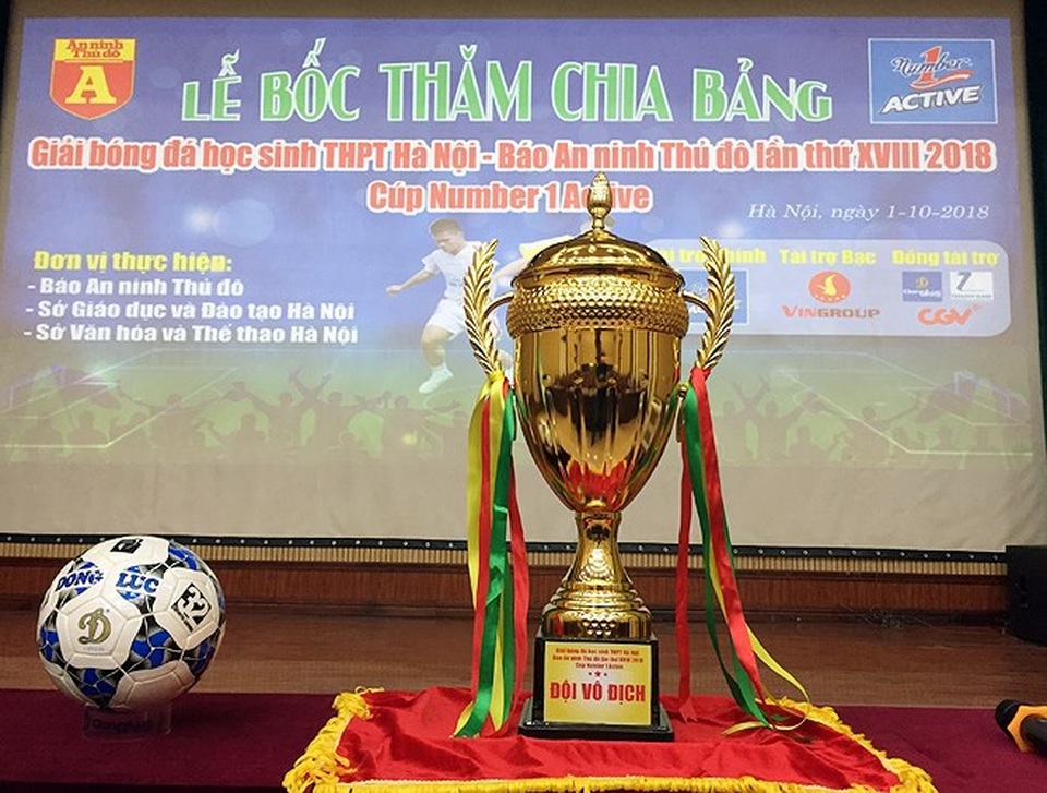 Tăng gấp đôi tiền thưởng tại giải bóng đá học sinh THPT Hà Nội 2018 - 1 Tăng gấp đôi tiền thưởng tại giải bóng đá học sinh THPT Hà Nội 2018 - 1