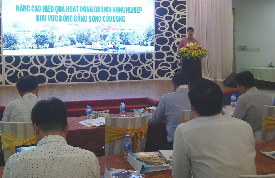 Bớt chê.... cùng gắn kết phát triển du lịch nông nghiệp - 1 Quang cảnh Hội thảo nâng cao hiệu quả hoạt động du lịch nông nghiệp khu vực Đồng bằng sông Cửu Long