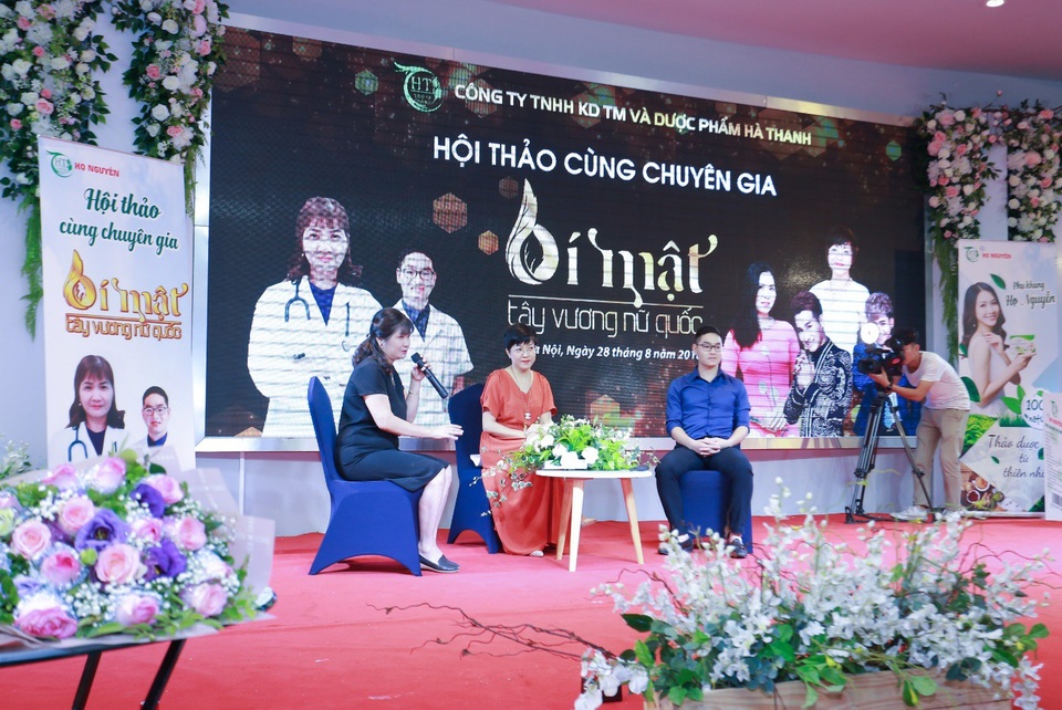 "Bí mật Tây Vương Nữ Quốc" - Hội thảo quy tụ bác sĩ Phụ Khoa hàng đầu Việt Nam - 1 Mc Thảo Vân cùng PGS Lưu Thị Hồng và Bác sĩ Thạch Văn Chất