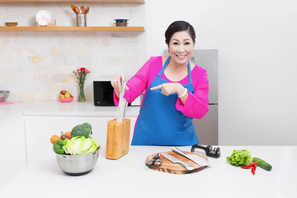 Chỉ còn 3 ngày để tích tem nhận quà đẳng cấp - 1 Hộp cắm dao Vivo giúp hoàn thiện bộ quà tặng đẳng cấp từ Co.opmart