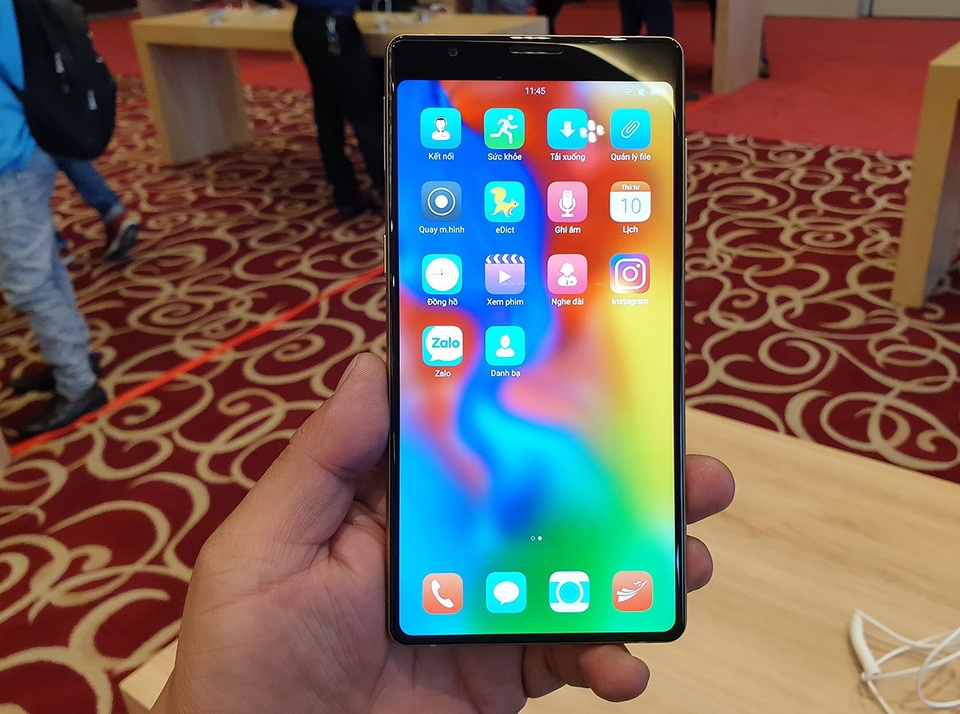 Phiên bản Bphone 3 Pro giá 9,9 triệu đồng khác gì Bphone 3 giá 6,9 triệu? - 9 Phiên bản Bphone 3 Pro giá 9,9 triệu đồng khác gì Bphone 3 giá 6,9 triệu? - 9