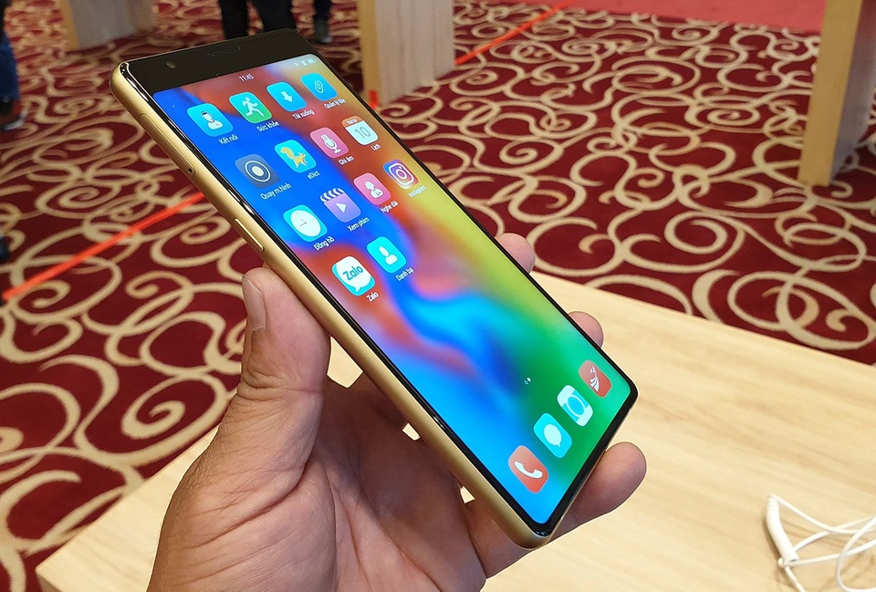 Phiên bản Bphone 3 Pro giá 9,9 triệu đồng khác gì Bphone 3 giá 6,9 triệu? - 5 Phiên bản Bphone 3 Pro giá 9,9 triệu đồng khác gì Bphone 3 giá 6,9 triệu? - 5