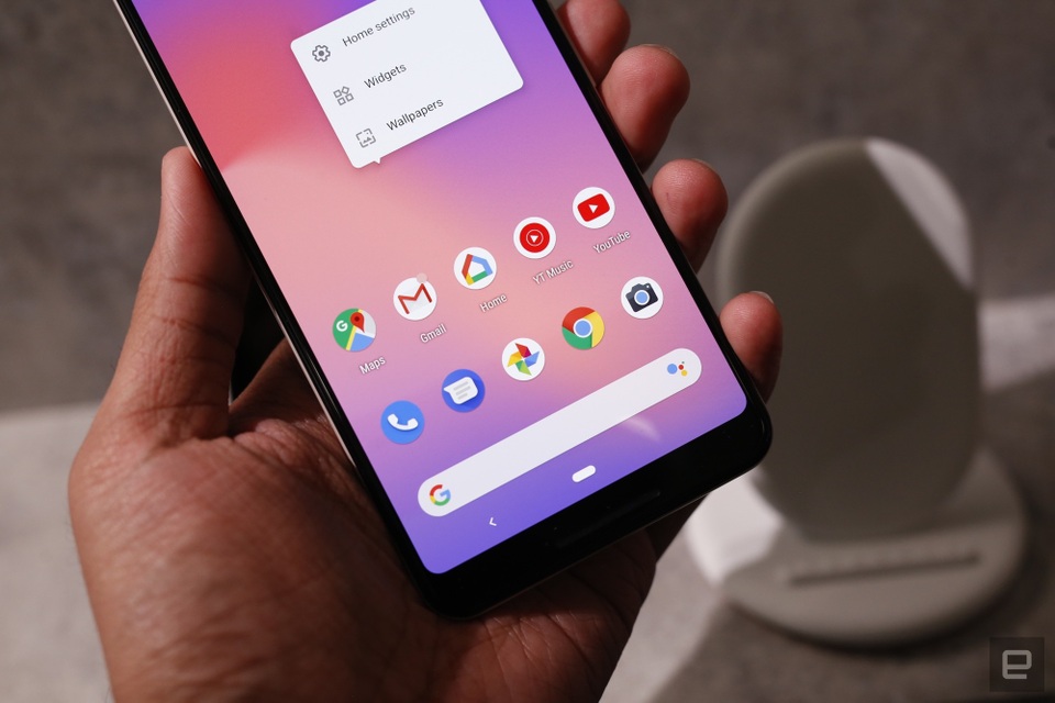 Google trình làng bộ đôi Pixel 3 và 3 XL - Màn hình lớn và camera tốt hơn - 7 Các nút điều hướng trên Android 9.0 Pie đã loại bỏ, thay vào đó là giao diện điều khiển bằng cử chỉ