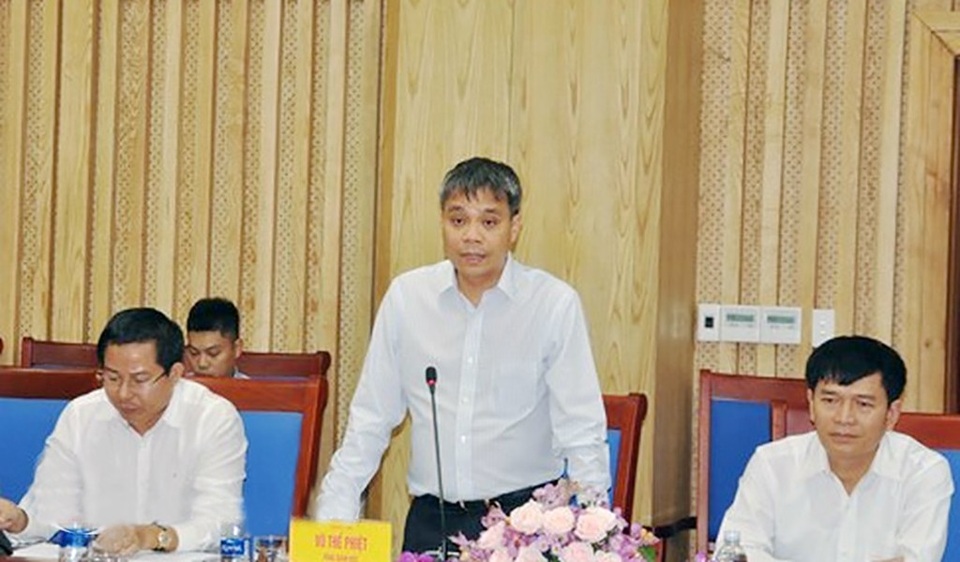 Hơn 3.000 tỷ đồng nâng cấp Cảng hàng không quốc tế Vinh - 3 Ông Vũ Thế Phiệt - Tổng giám đốc Tổng công ty Cảng hàng không Việt Nam tại buổi họp cho dự án đầu tư phát triển Cảng hàng không quốc tế Vinh.