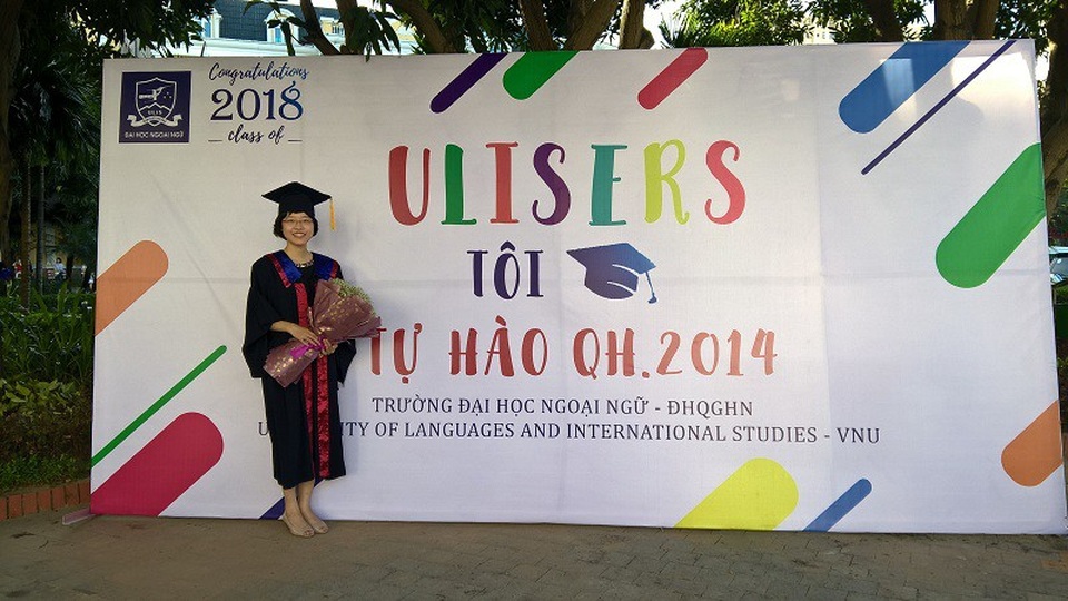 Nữ thủ khoa Đại học Ngoại ngữ ước mơ trở thành cô giáo - 1 Nữ thủ khoa ĐH Ngoại ngữ - ĐHQGHN Nguyễn Trần Trâm Anh