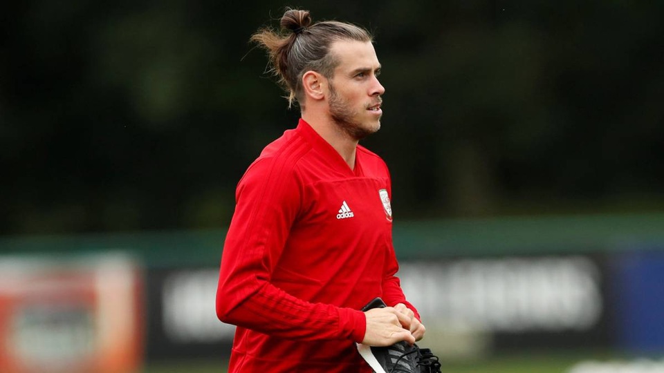 Real Madrid và nỗi đau tới từ… sự ích kỷ của Gareth Bale - 2
Gareth Bale bị chỉ trích khi nhất quyết trở về tập trung đội tuyển xứ Wales dù chấn thương