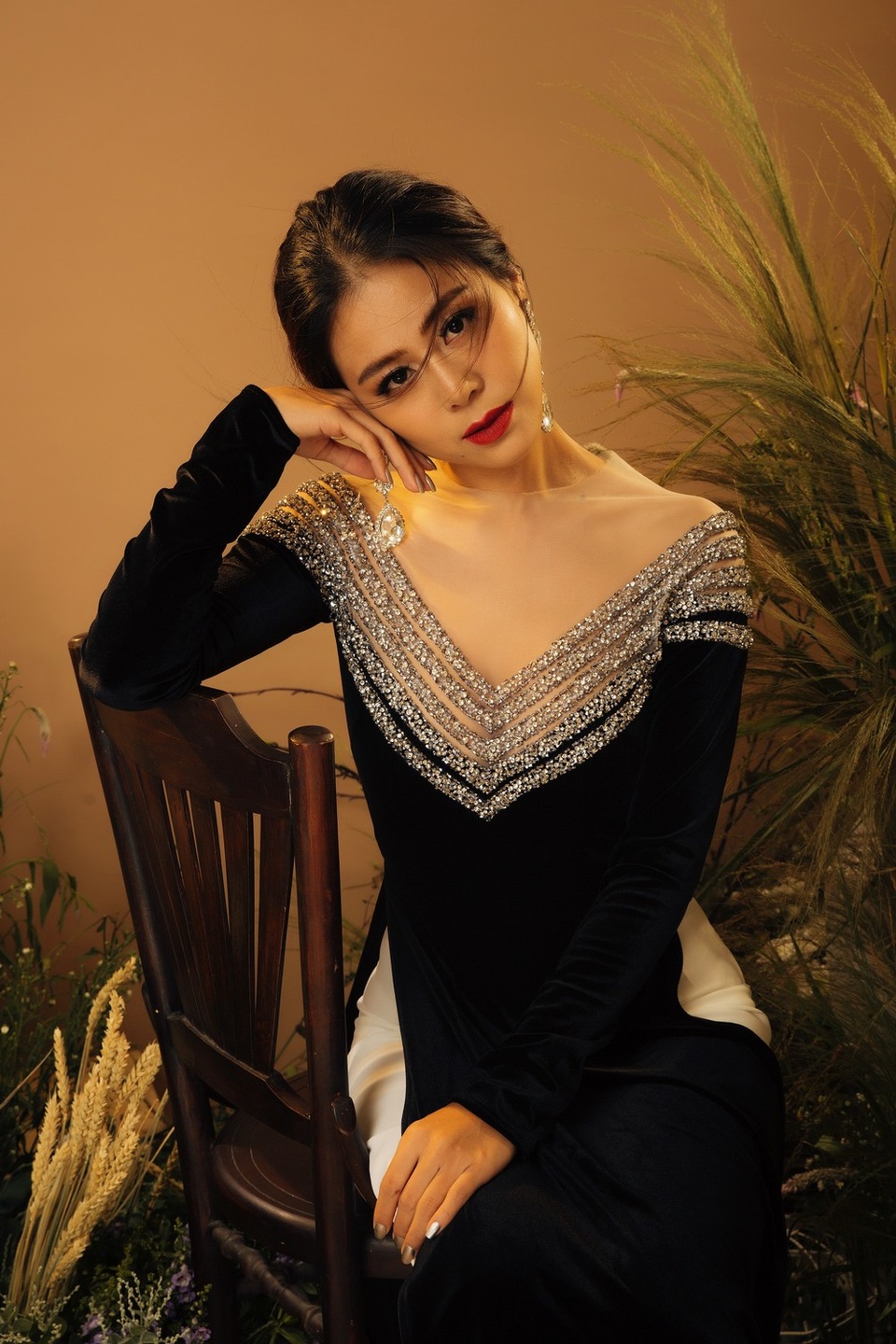 Ngẩn ngơ trước vẻ quyến rũ của nàng "Nam phi" - Nam Thư - 2