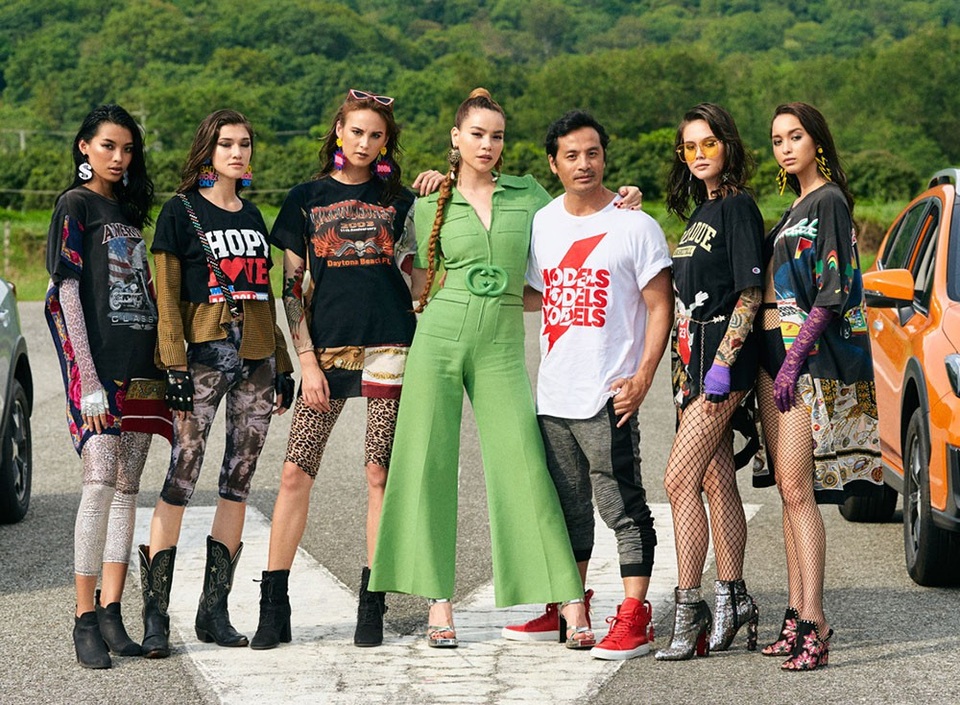 Thần thái nổi bật của Hồ Ngọc Hà trong vai trò giám khảo cuộc thi lớn