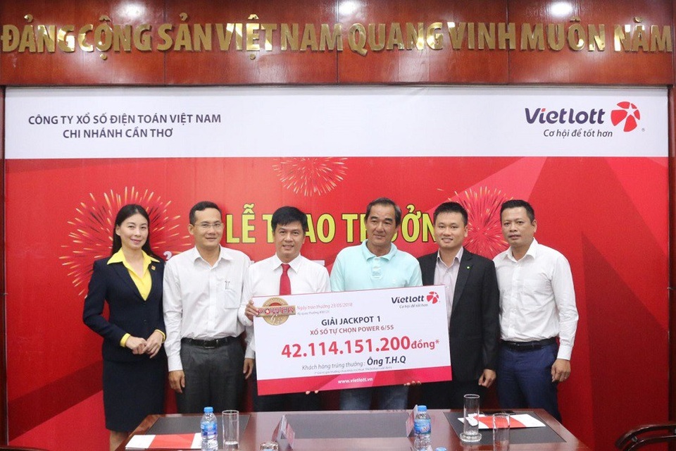 Thị trường xổ số “sôi sục” với Jackpot tiệm cận 80 tỷ đồng chờ “nổ” - 1 Giải Jackpot 1 tại kỳ quay thưởng số 125 đã tìm được chủ nhân ở thành phố Cần Thơ.