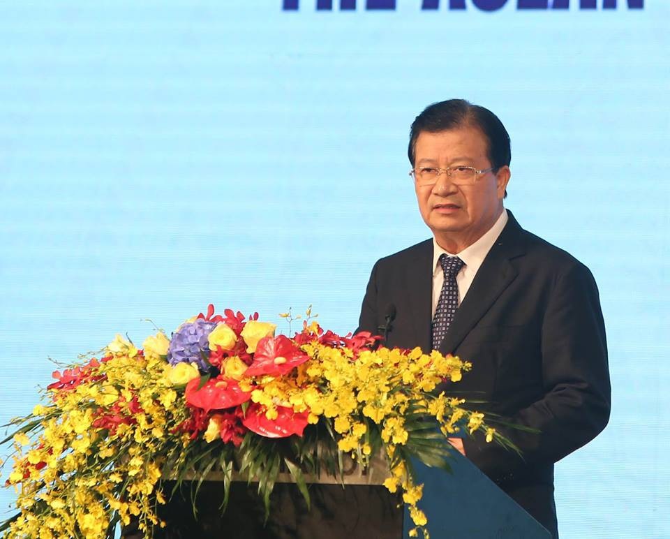 Nông nghiệp đóng vai trò cốt lõi trong hợp tác khu vực ASEAN - 3
Phó Thủ tướng Trịnh Đình Dũng phát biểu khai mạc hội nghị.