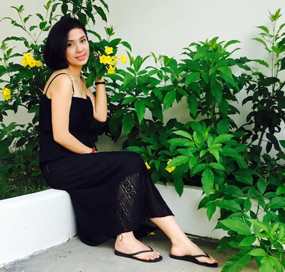 Hé lộ biệt thự nhà vườn bình yên sau bao trầm luân của “Người đẹp Tây Đô” - 17 Trong vườn nhà còn trồng các loại hoa.