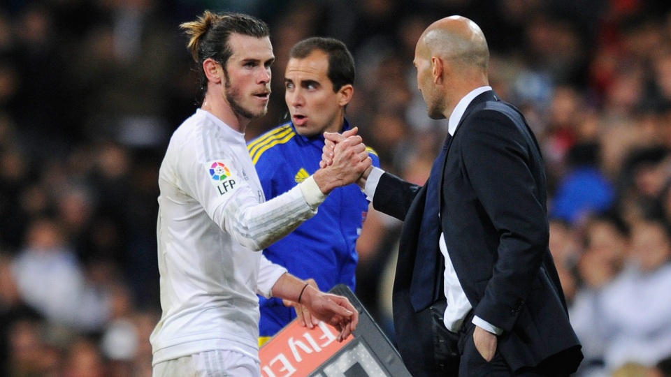 Vì Gareth Bale, “bố già” Florentino Perez đã phản bội HLV Zidane - 1
Gareth Bale là một trong những nguyên nhân khiến HLV Zidane rời khỏi Real Madrid